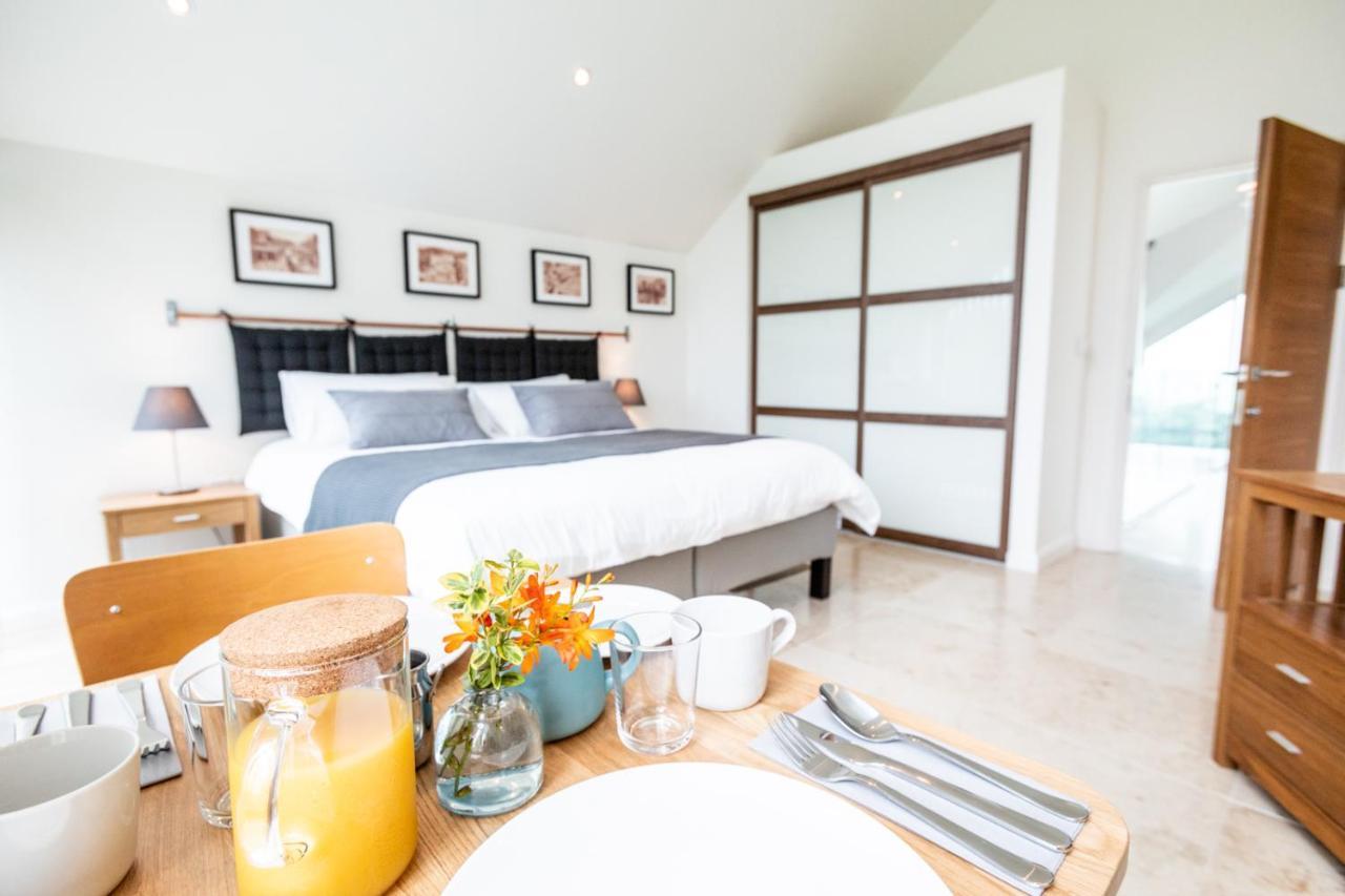 Ecton House Bed & Breakfast Newport  Bagian luar foto