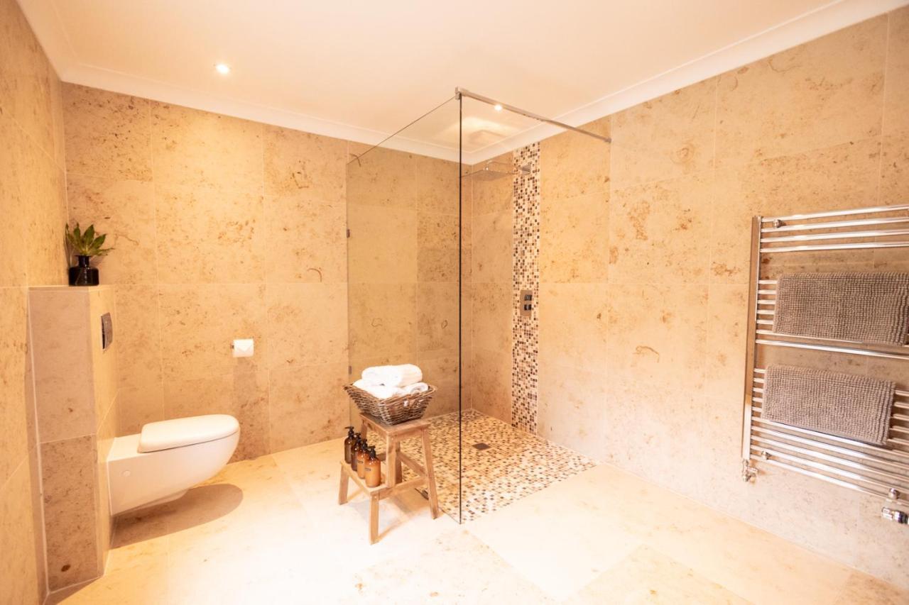 Ecton House Bed & Breakfast Newport  Bagian luar foto
