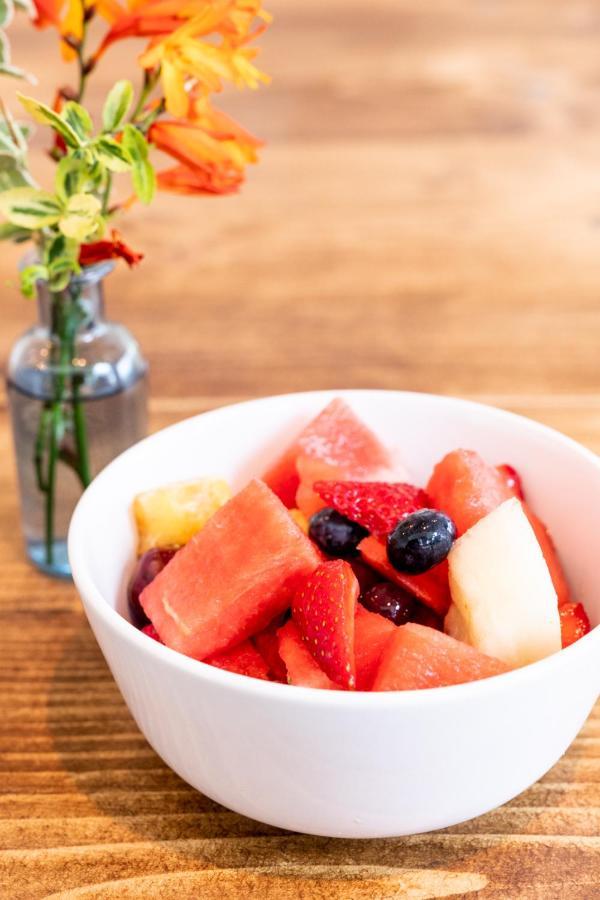 Ecton House Bed & Breakfast Newport  Bagian luar foto