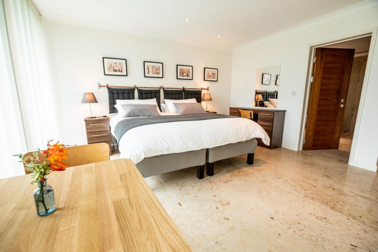 Ecton House Bed & Breakfast Newport  Bagian luar foto
