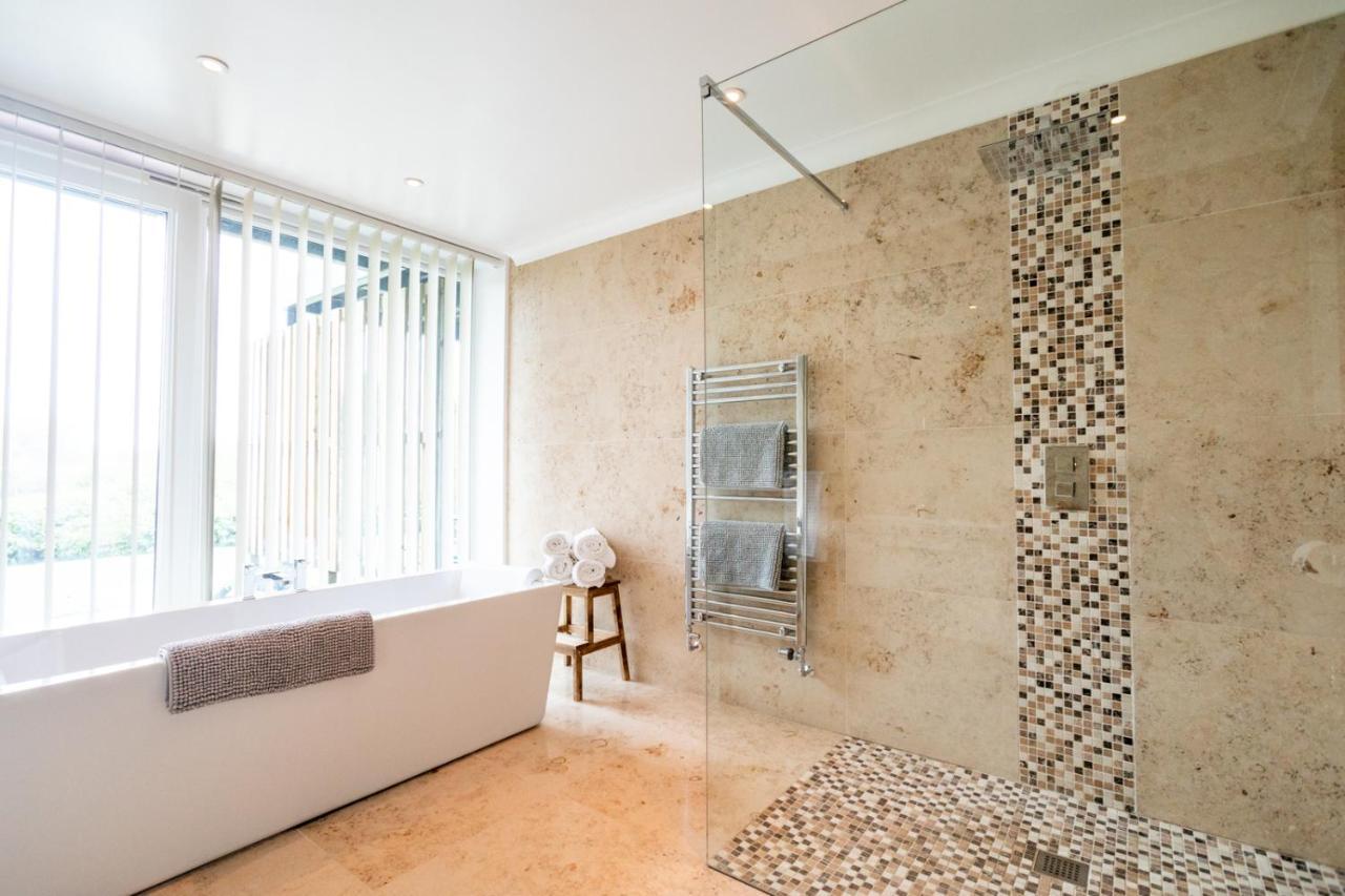 Ecton House Bed & Breakfast Newport  Bagian luar foto